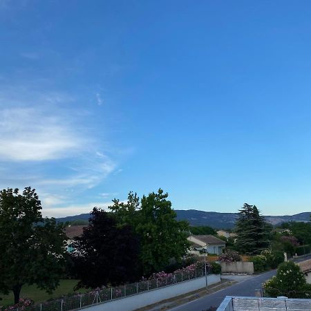 Appartement Isle Sur La Sorgue LʼIsle-sur-la-Sorgue Dış mekan fotoğraf