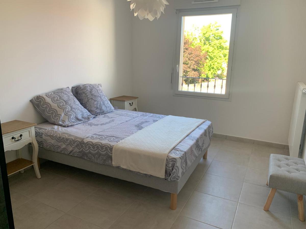 Appartement Isle Sur La Sorgue LʼIsle-sur-la-Sorgue Dış mekan fotoğraf